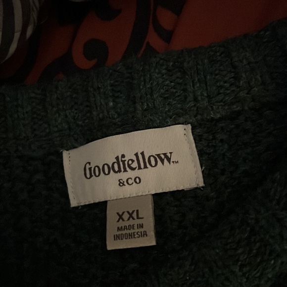 Goodfellow and Co Green Crewneck Sweater - Picture 2 of 2
